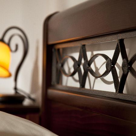 Filoxenia Hotel Монемвазия Экстерьер фото