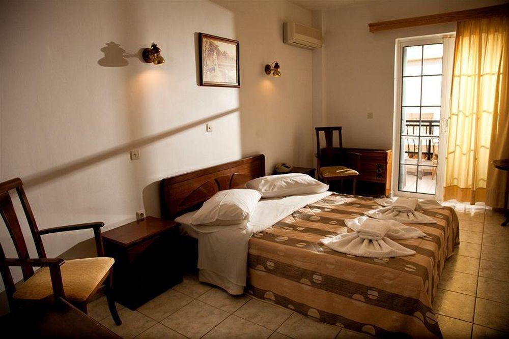 Filoxenia Hotel Монемвазия Экстерьер фото